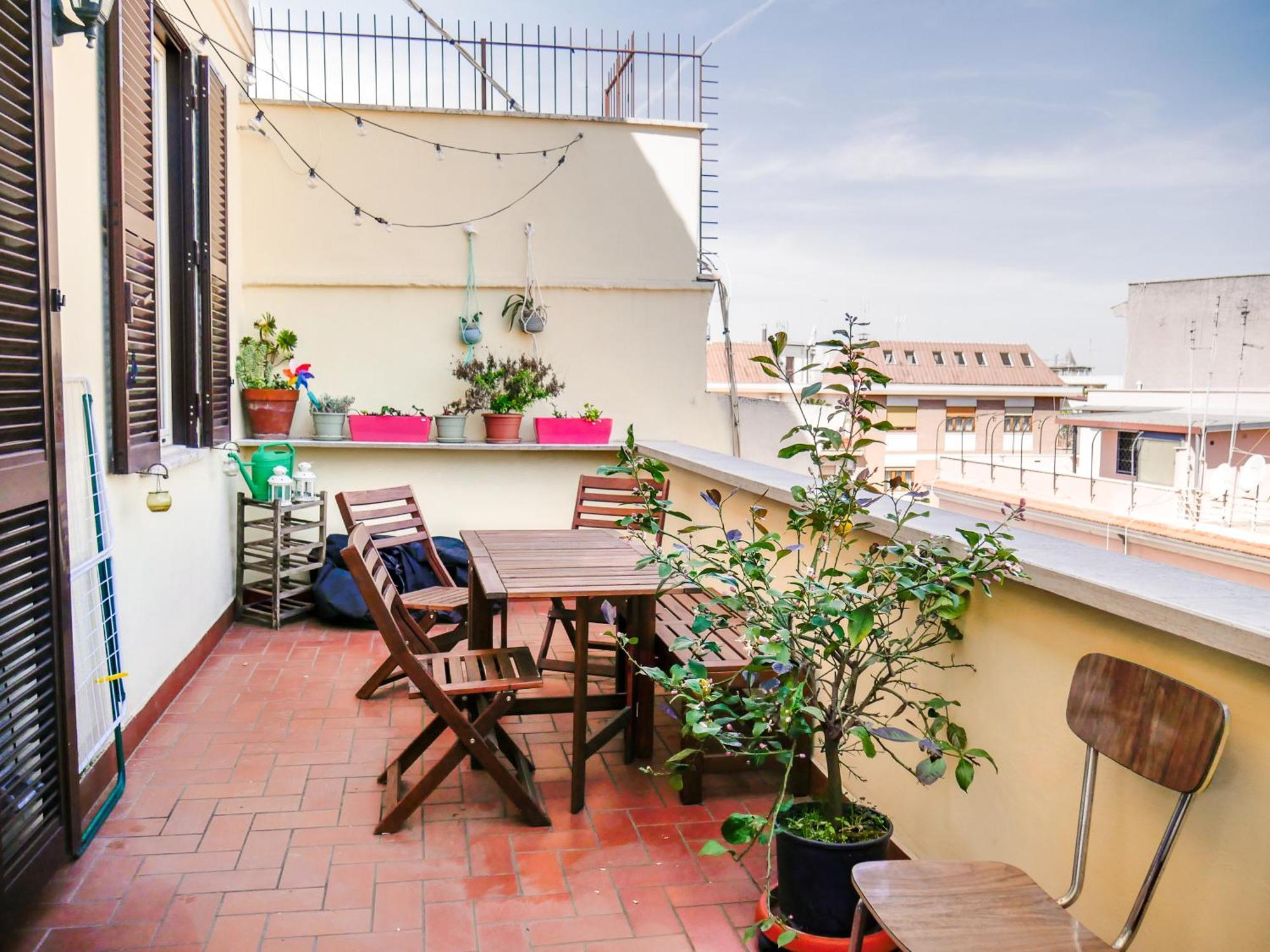 Beautiful Penthouse With Terrace Near The Centre Apartment Rome Bagian luar foto